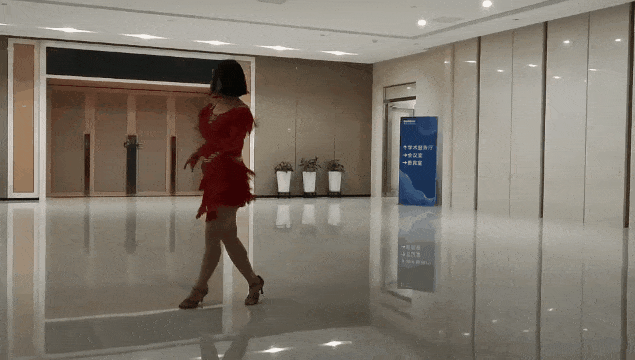徐欢舞蹈gif.gif